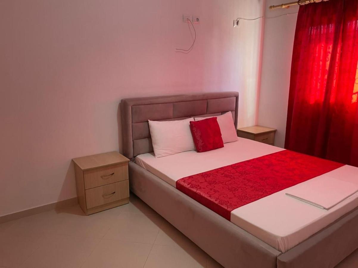 Vila Mario Aparthotel Ksamil Esterno foto