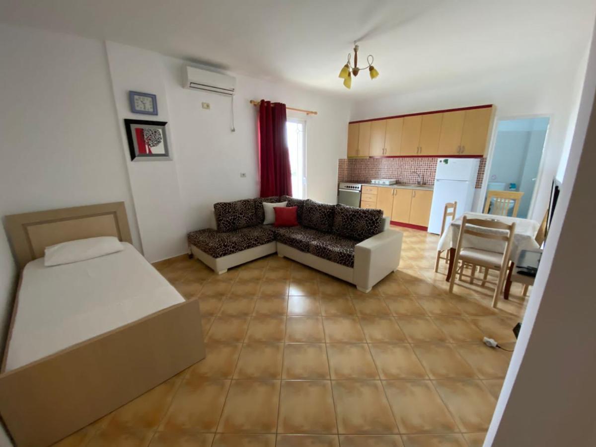 Vila Mario Aparthotel Ksamil Esterno foto