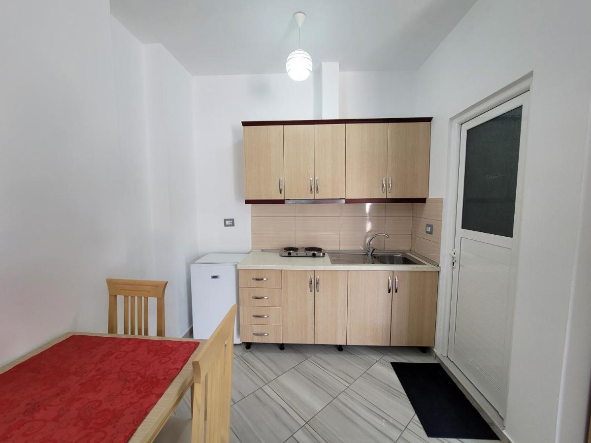 Vila Mario Aparthotel Ksamil Esterno foto