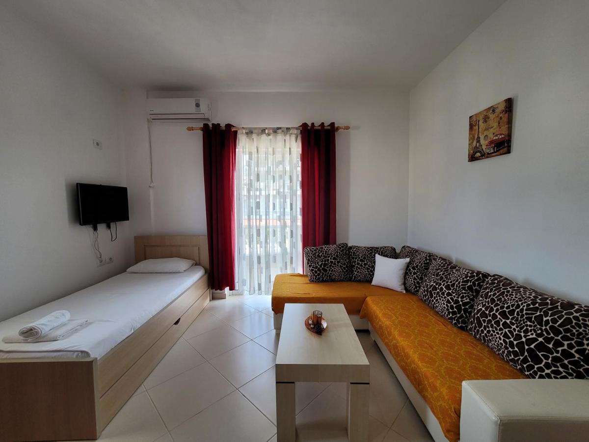 Vila Mario Aparthotel Ksamil Esterno foto