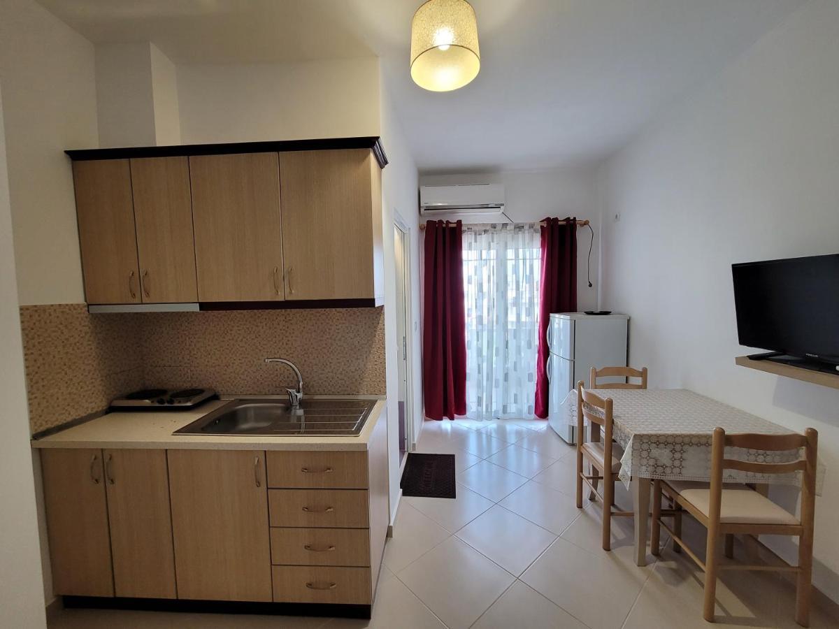 Vila Mario Aparthotel Ksamil Esterno foto