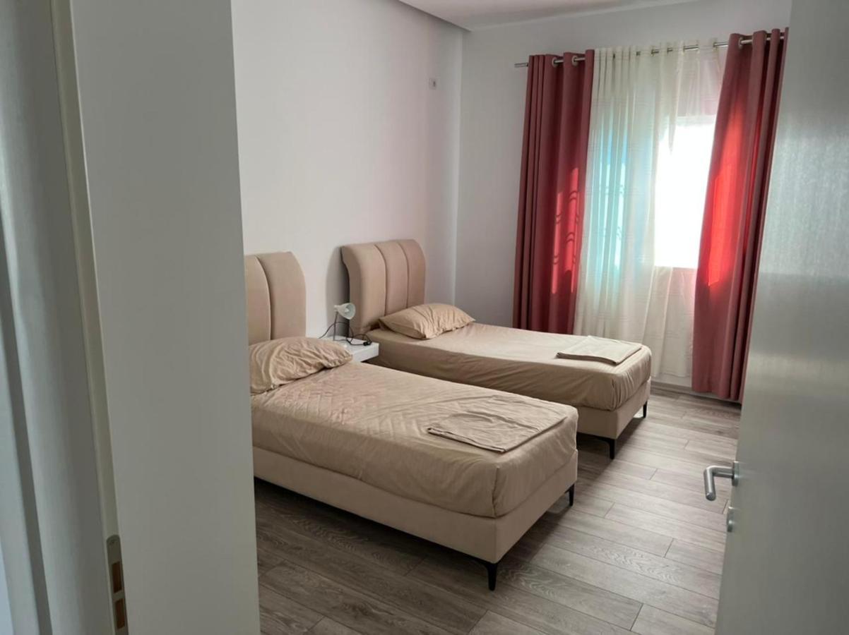Vila Mario Aparthotel Ksamil Esterno foto