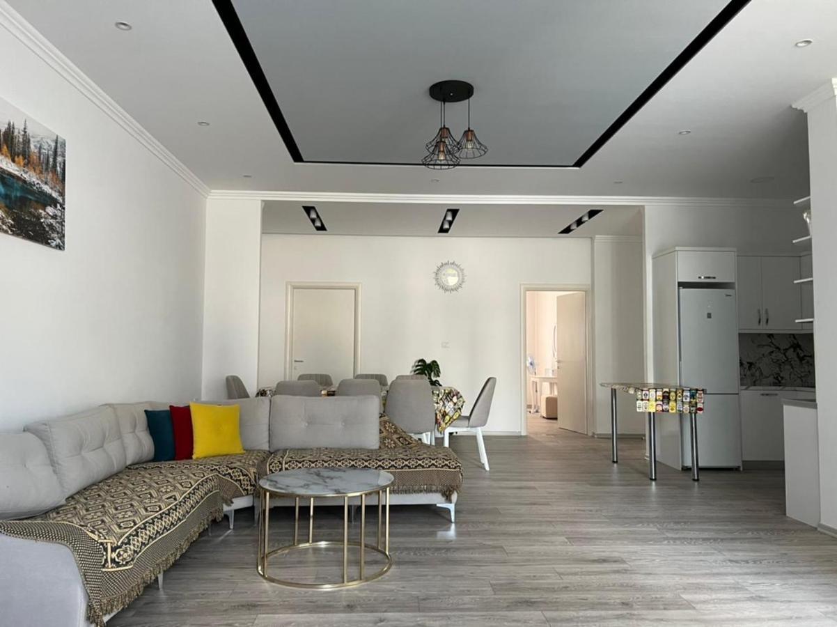 Vila Mario Aparthotel Ksamil Esterno foto