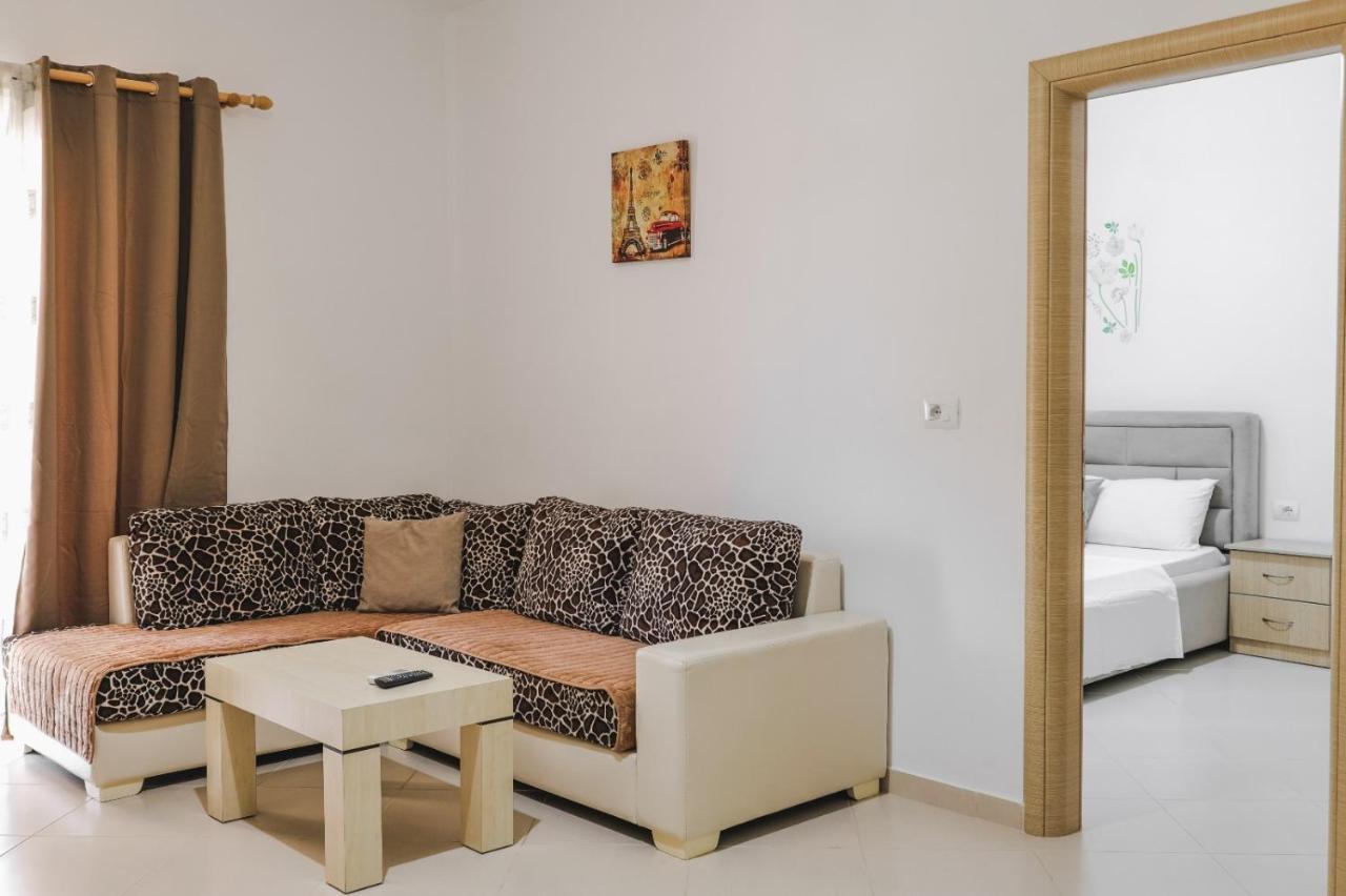 Vila Mario Aparthotel Ksamil Esterno foto