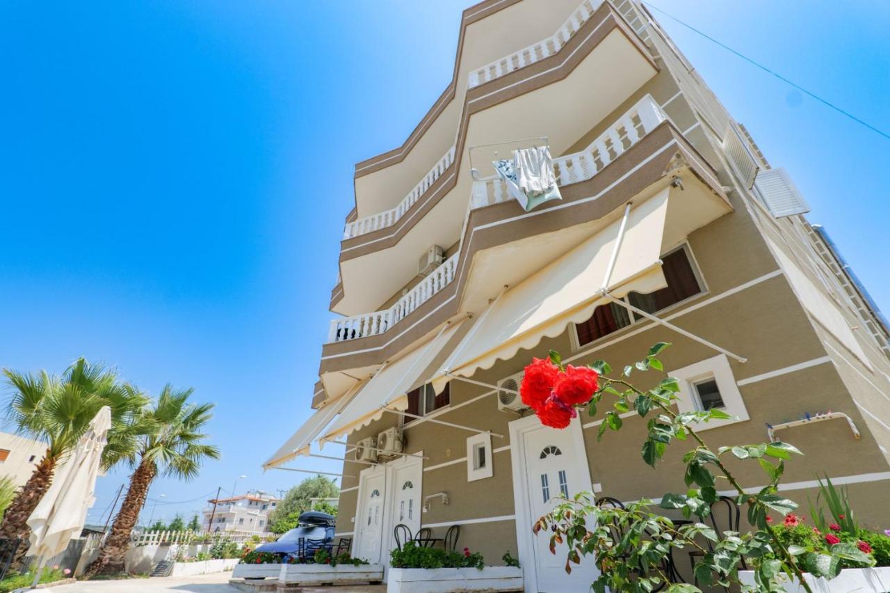 Vila Mario Aparthotel Ksamil Esterno foto