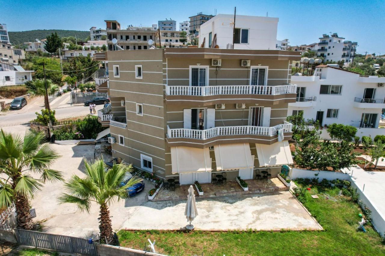 Vila Mario Aparthotel Ksamil Esterno foto